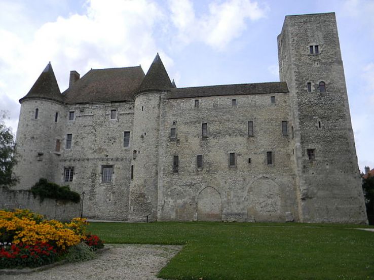 Castle of Nemours Trip Packages