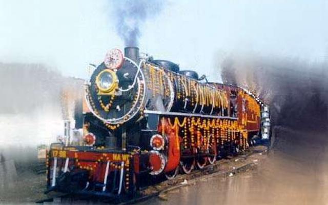Luxury Train Trips in India Trip Packages