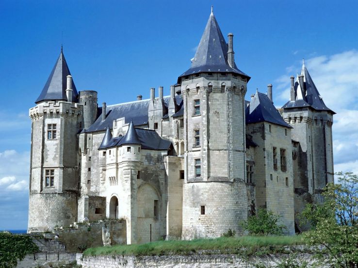 Castle of Saumur Trip Packages