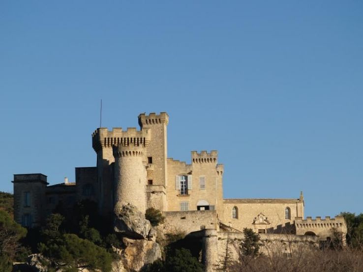 Chateau de lEmperi Trip Packages