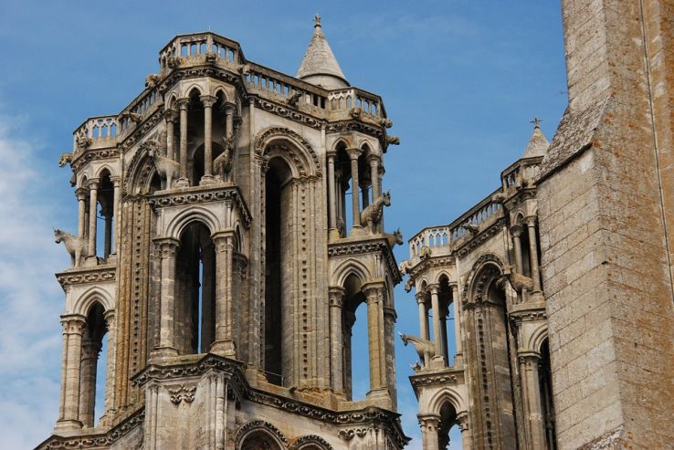 Laon Cathedral Trip Packages