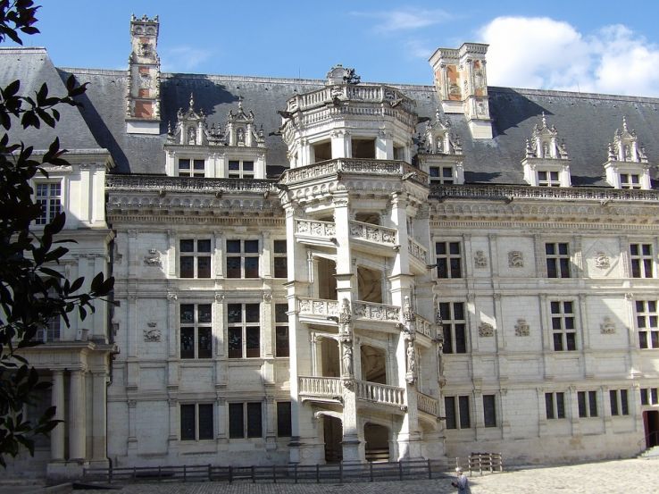 Royal Chateau de Blois Trip Packages