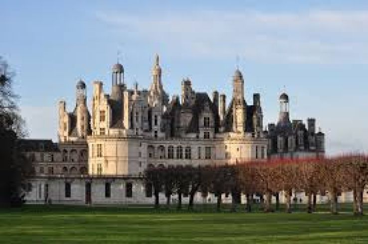 Chateau de Rosanbo Trip Packages
