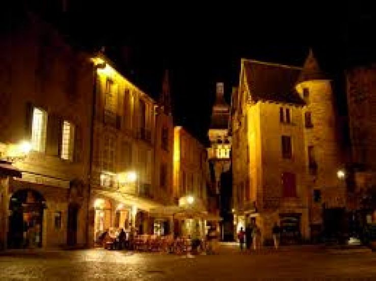 Sarlat Cathedral Trip Packages