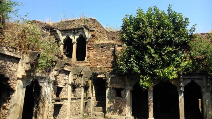 Agori Fort Trip Packages