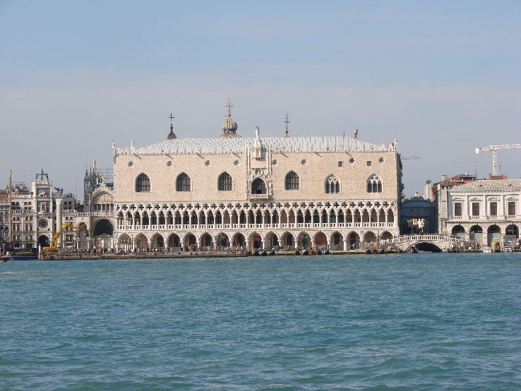 Palazzo Ducale -Doges Palace- and Bridge of Sighs Trip Packages