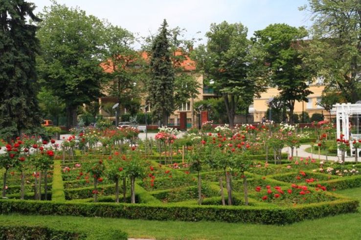 Roses Park Trip Packages