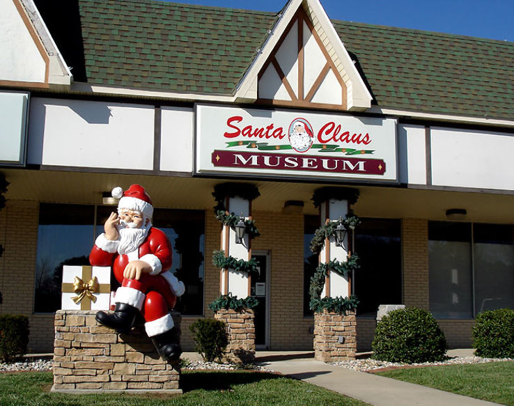 places to visit in santa claus indiana