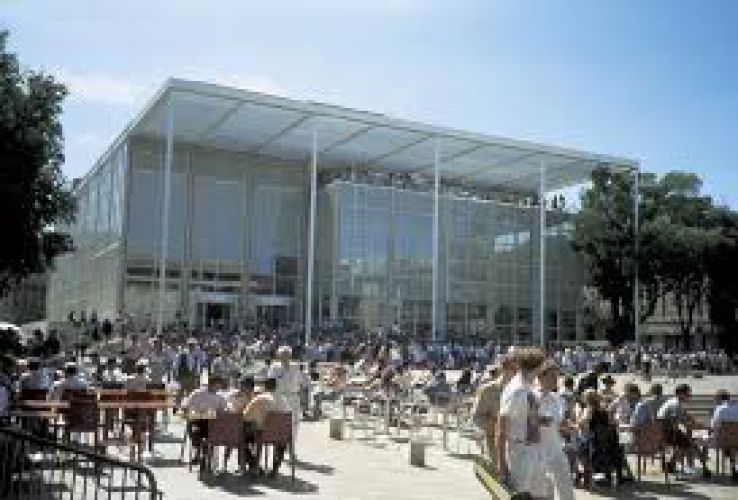 Carre d Art Trip Packages