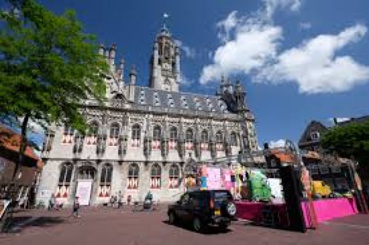 Town hall of Middelburg Trip Packages