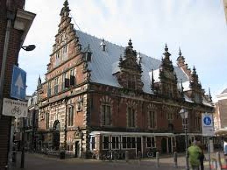 Vleeshal Trip Packages