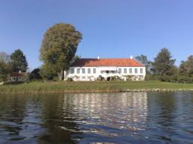 Farum Lake Trip Packages Farum Lake Trip Packages