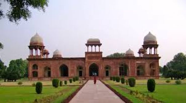 Family Getaway 3 Days 2 Nights Agra and Delhi Trip Package