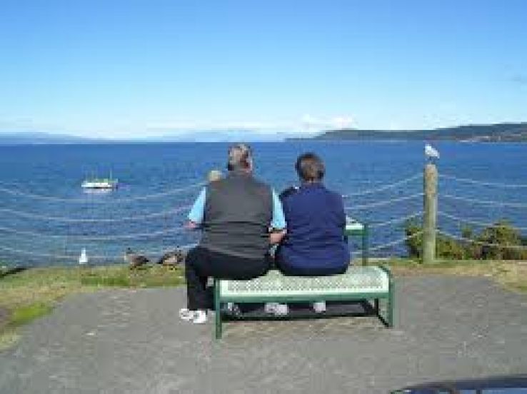 Lake Taupo Trip Packages