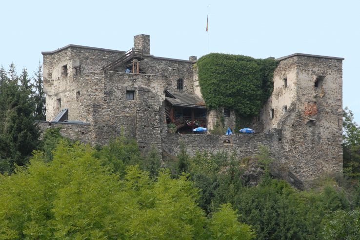 Burg Sommeregg Trip Packages