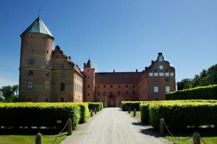 Skarhult Castle Trip Packages