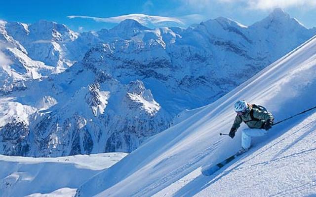 Enjoy the Thrills of Skiing Trip Packages