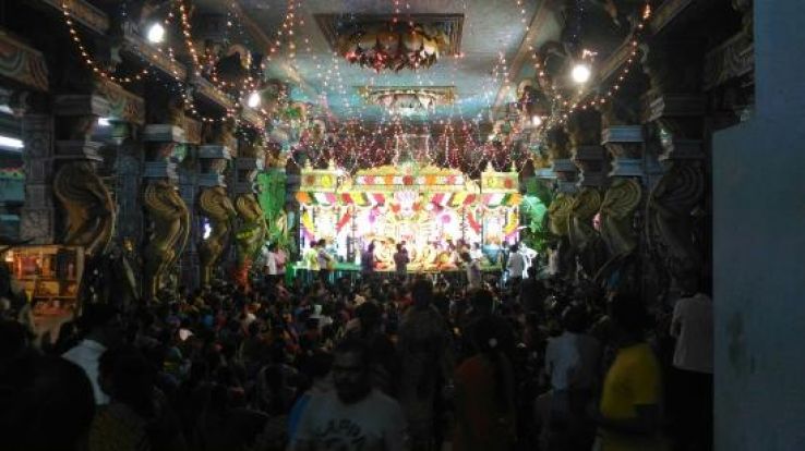 Raja Rajeshwari Temple Trip Packages