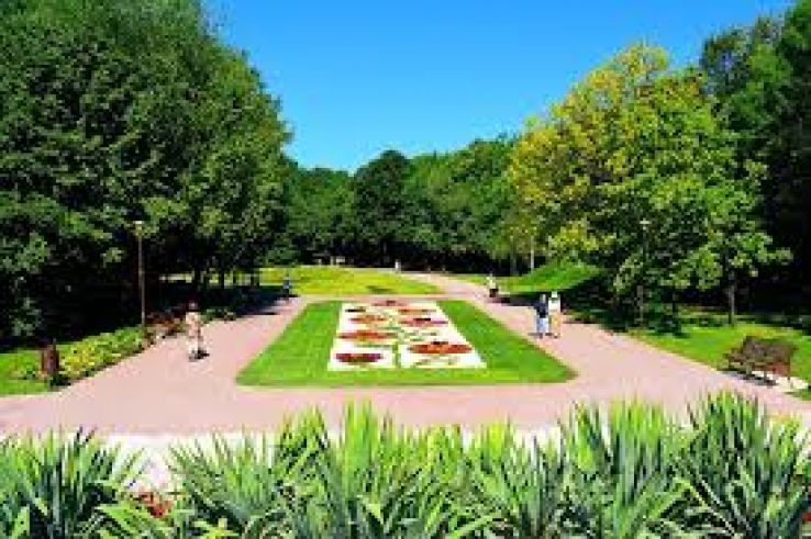 Craiova Botanical Garden Trip Packages