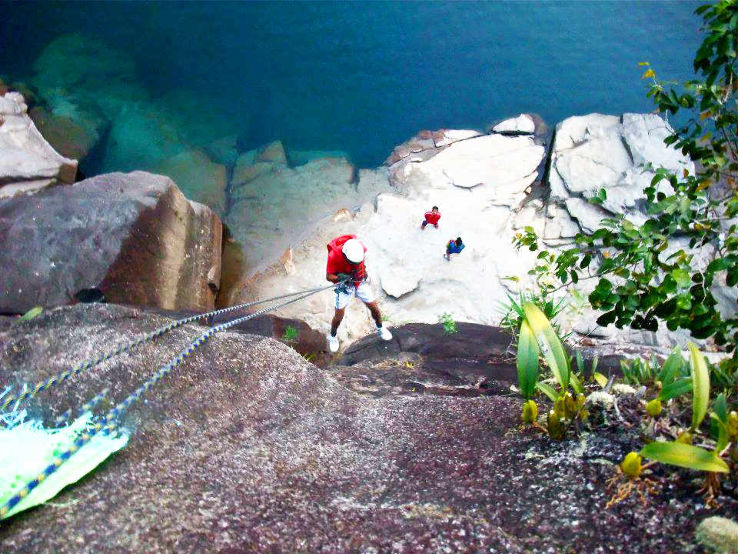 Rappelling in Dawki Trip Packages