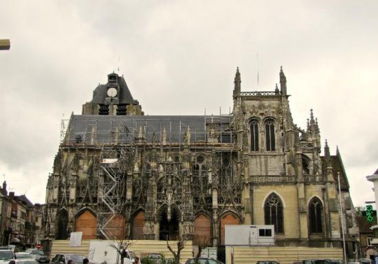Church of Notre-Dame de Louviers Trip Packages