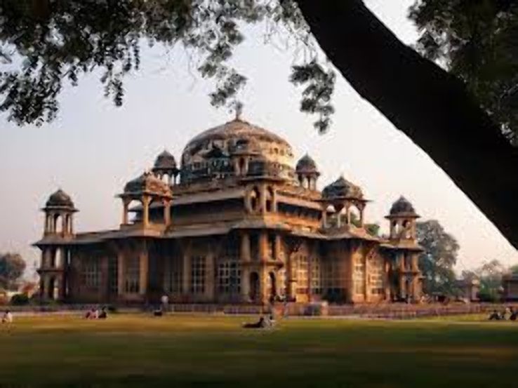 Tansen Tomb Trip Packages