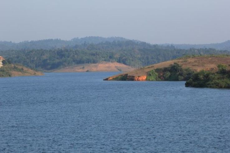 Karapuzha Dam Trip Packages