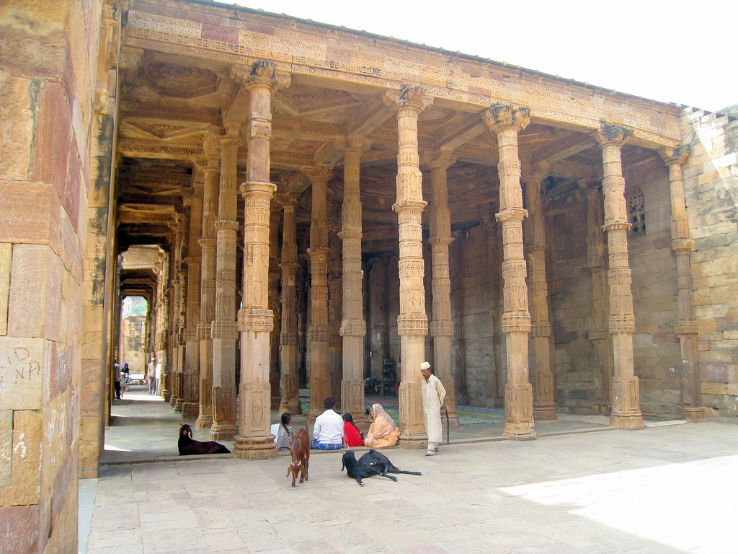 Adhai Din Ka Jhopra Trip Packages