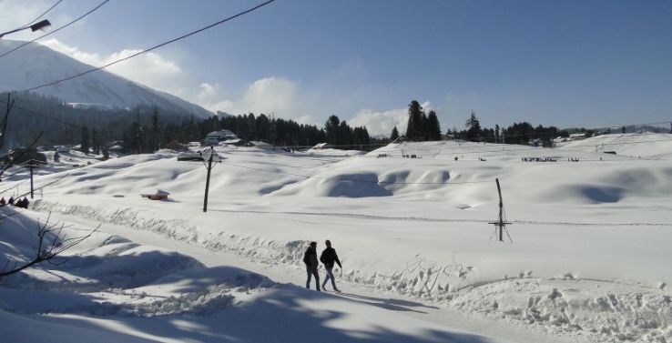 Khilanmarg Trip Packages