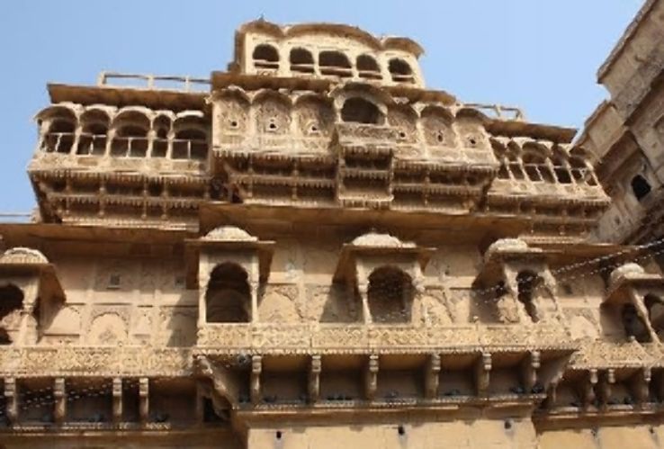 Rani Mahal Trip Packages