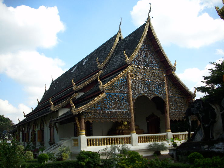 Wat Chiang Man Trip Packages