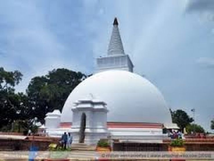 Seruwawila Rajamaha Viharaya Trip Packages