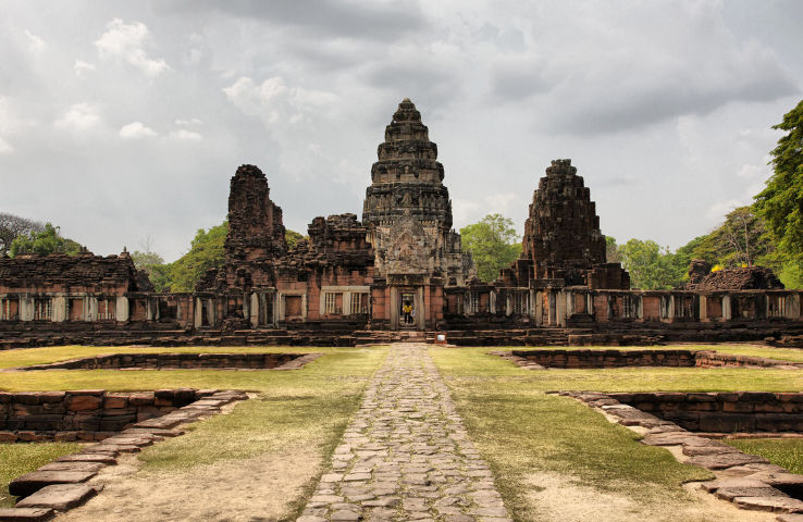 Wat Prasat Trip Packages