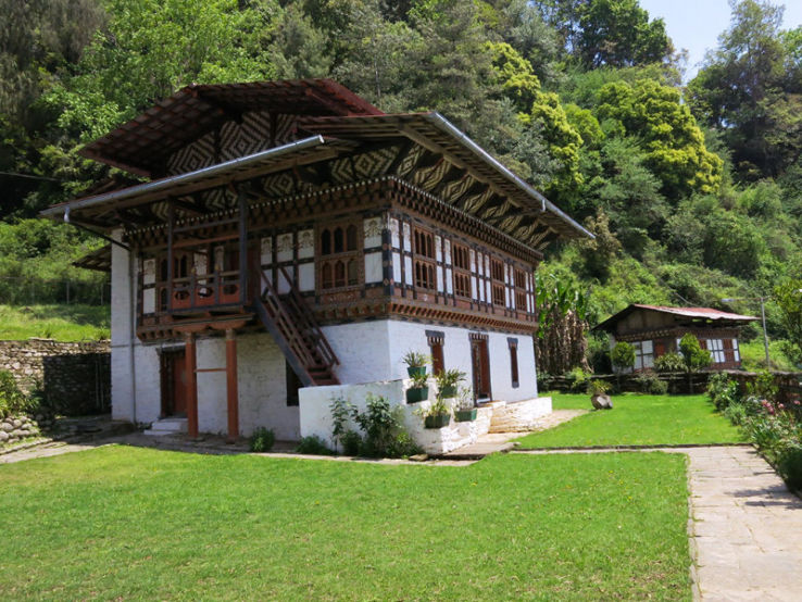 Thruepang Palace Trip Packages