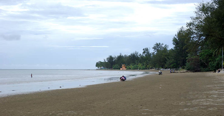 Tanjung Aru Beach Trip Packages