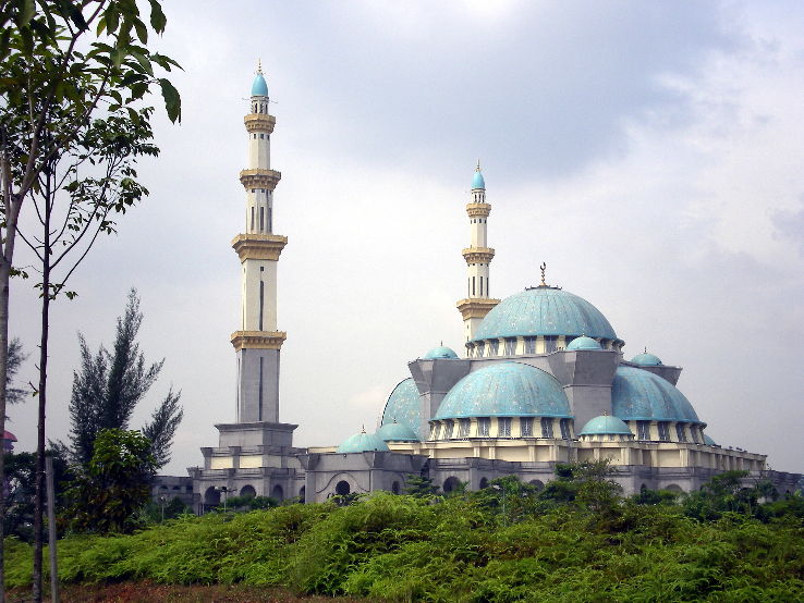 Masjid Wilayah Persekutuan Trip Packages