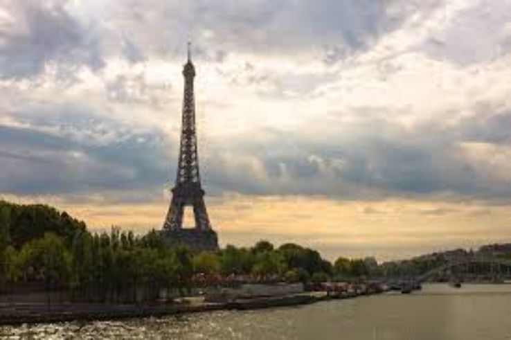 Eiffel Tower Trip Packages