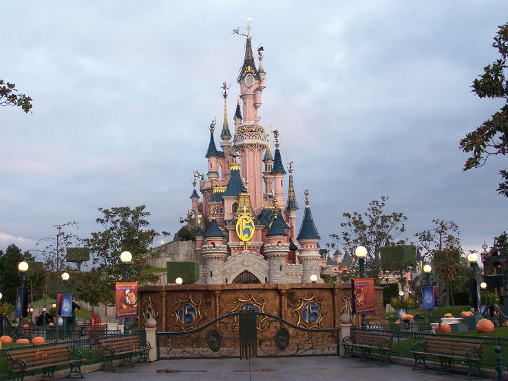 Magical 4 Days Disneyland Holiday Package