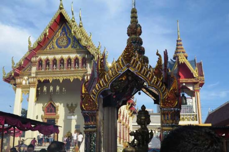The Thai Chetawan Temple Trip Packages