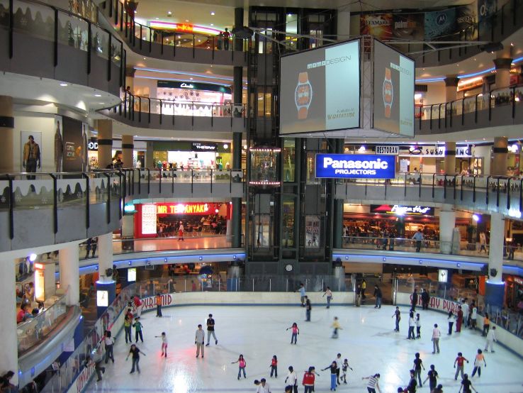 Sunway Pyramid Shopping Mall Trip Packages