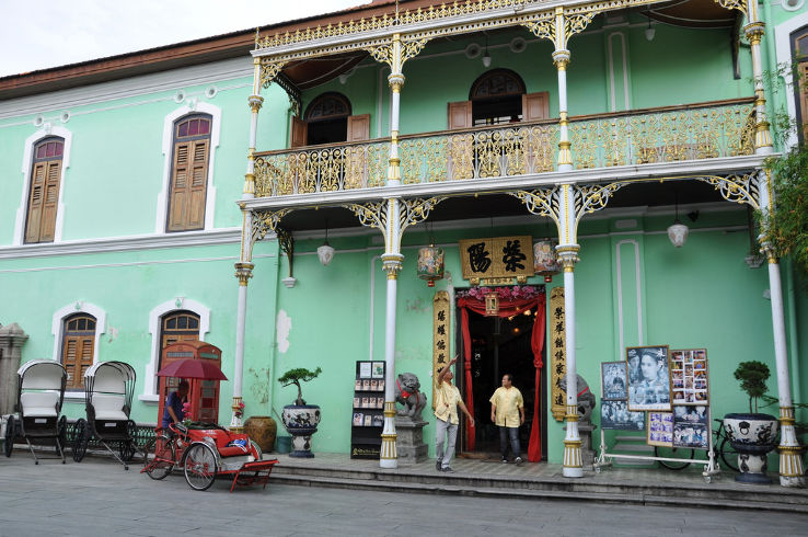 Pinang Peranakan Mansion Trip Packages