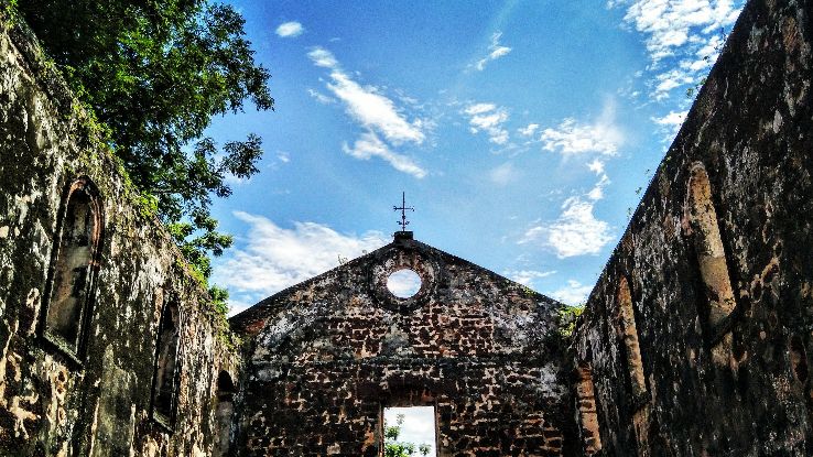 St. Pauls Hill and Church - Bukit St. Paul Trip Packages