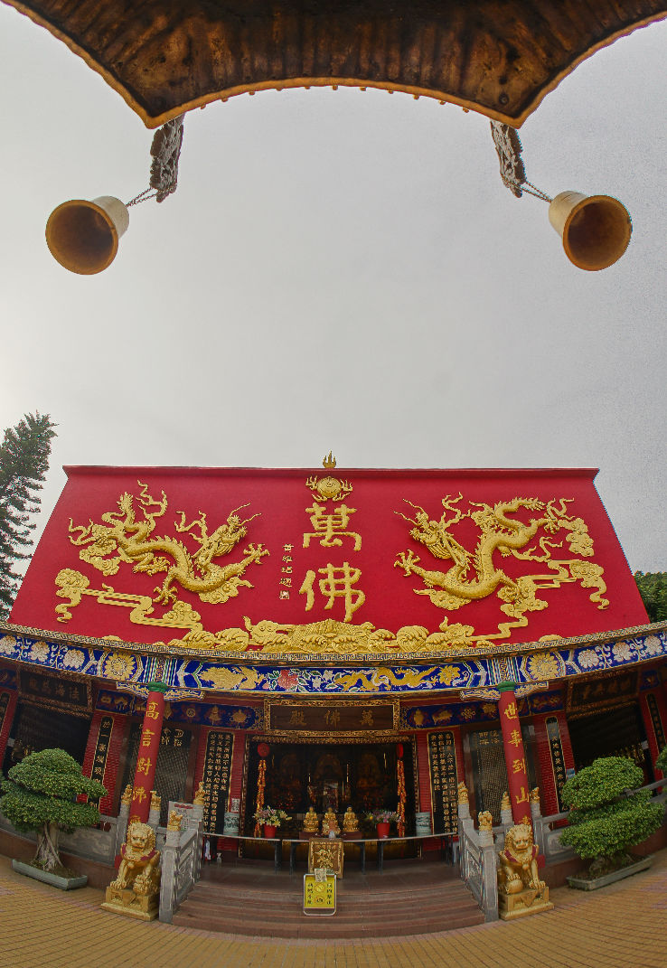 Ten Thousand Buddhas Monastery Trip Packages