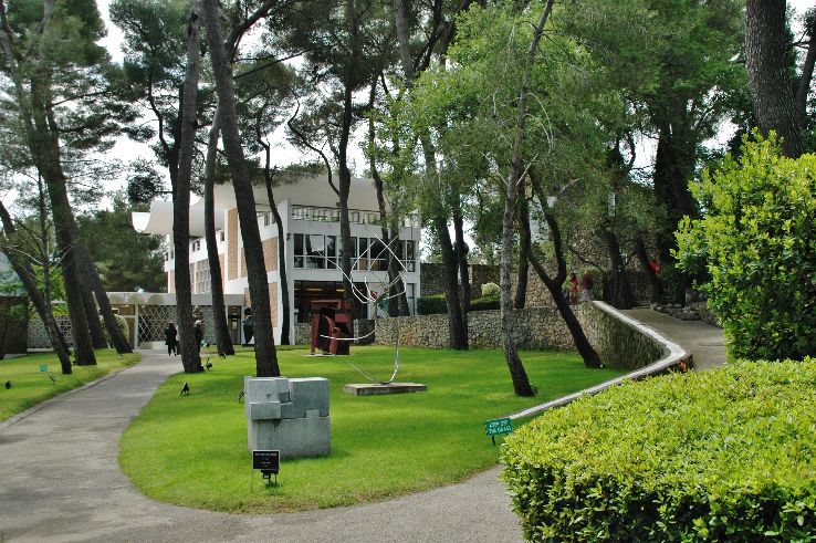 Fondation Maeght Trip Packages