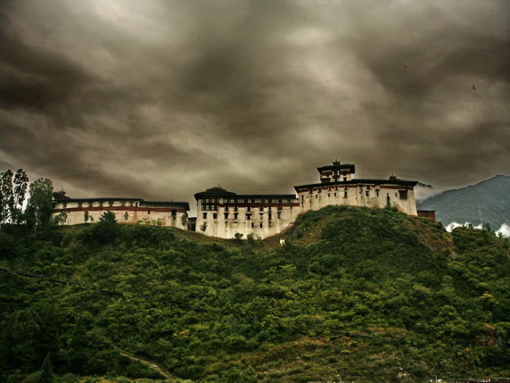Dzong Gate Trip Packages