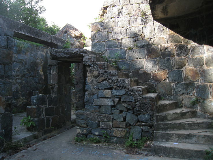 Observation Post at Mau Wu Shan Trip Packages