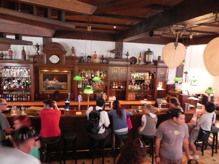 Raffles Hotel Arcade Trip Packages