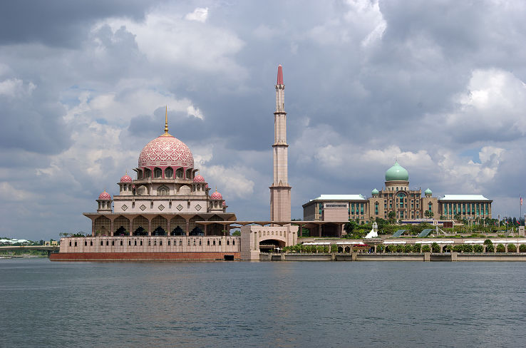 Putra Mosque Trip Packages
