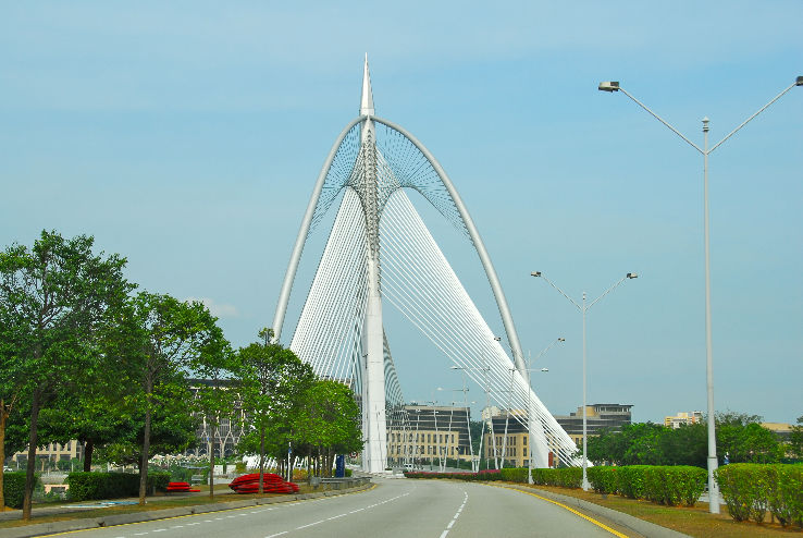 Putrajaya Bridge Trip Packages