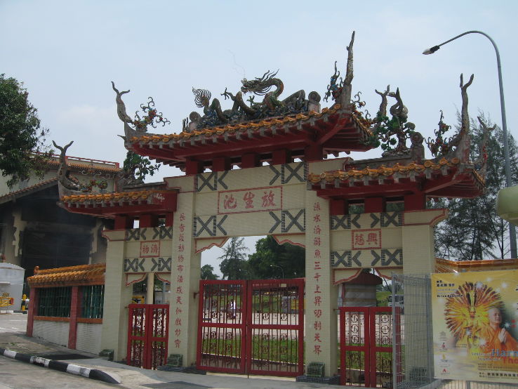 Kong Meng San PhorKark See Temple Trip Packages